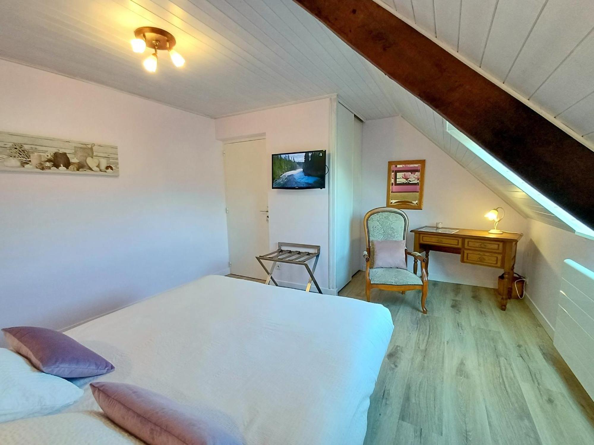 Au calme à 10mn des baies de Douarnenez et Audierne avec cuisine à disposition Mahalon Exterior foto