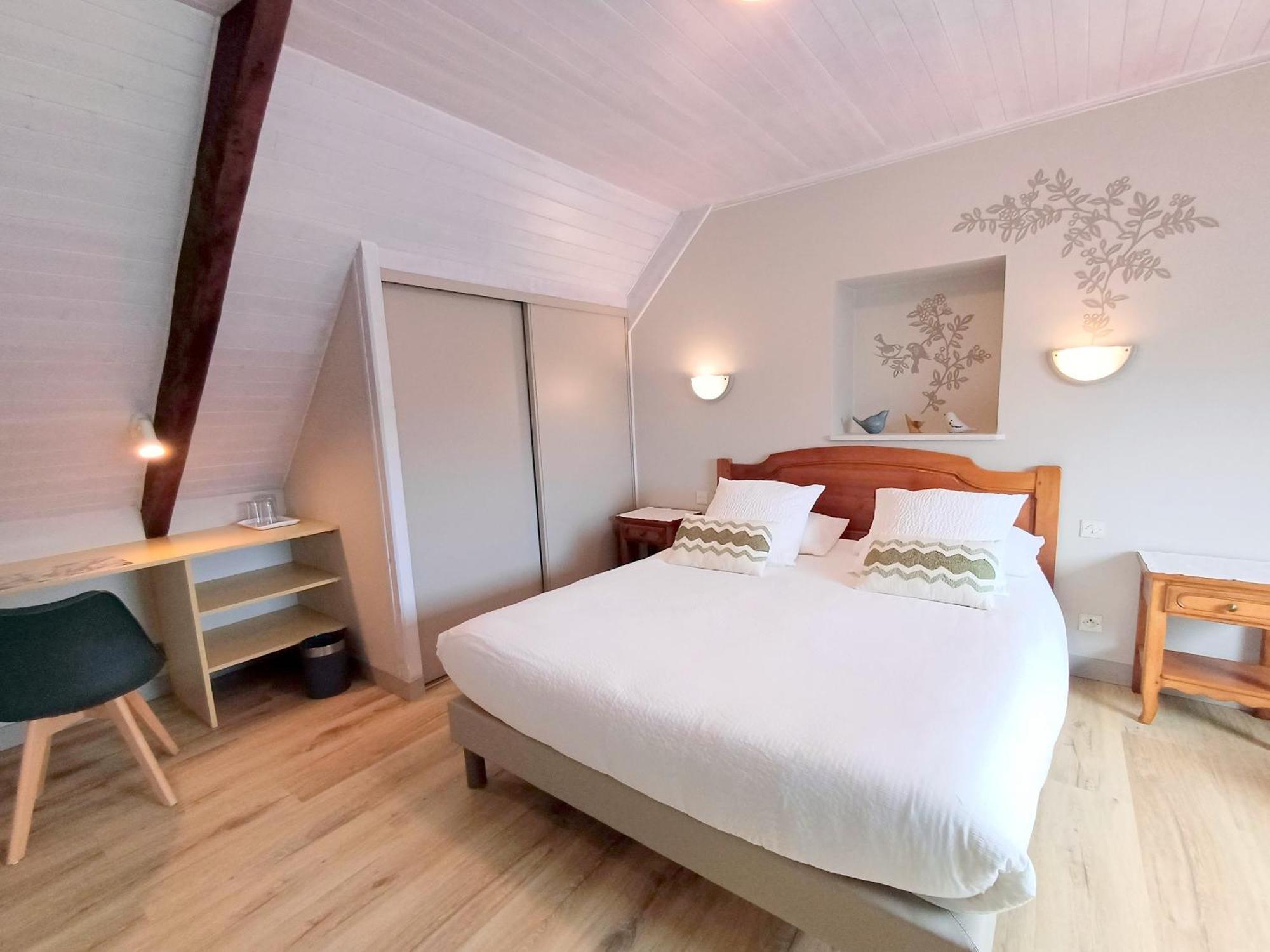 Au calme à 10mn des baies de Douarnenez et Audierne avec cuisine à disposition Mahalon Exterior foto